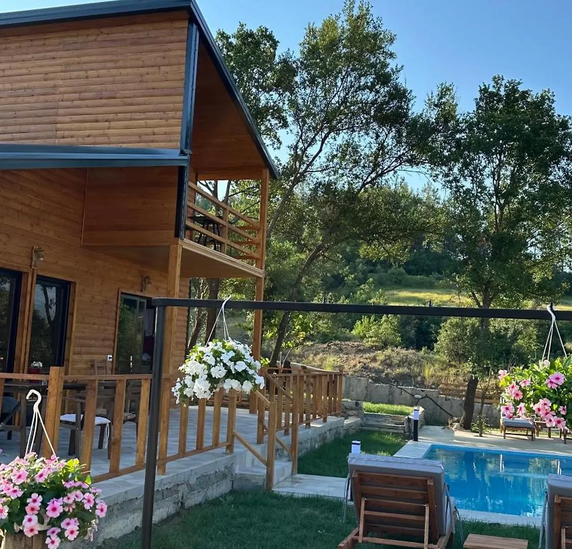 Alpehytte Green Oasis Fshat i Ri